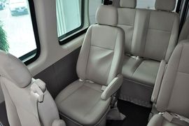 2012款上汽大通V80