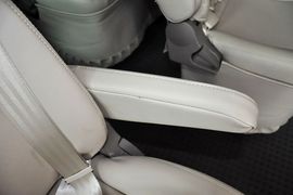 2012款上汽大通V80
