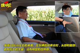 2009款起亚索兰托大连试驾