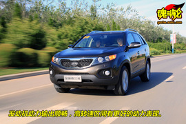 2009款起亚索兰托大连试驾