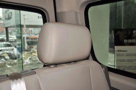 2012款上汽大通V80