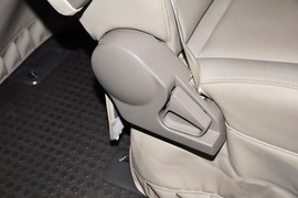 2012款上汽大通V80