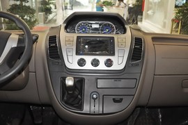 2012款上汽大通V80
