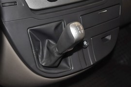 2012款上汽大通V80