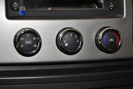 2012款上汽大通V80