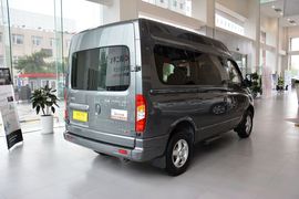 2012款上汽大通V80