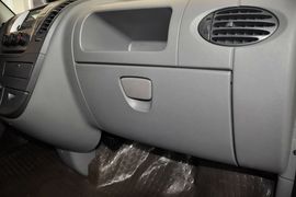 2014款上汽大通V80