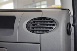 2014款上汽大通V80