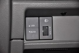 2014款上汽大通V80