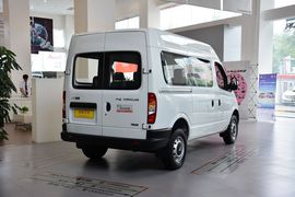 2014款上汽大通V80