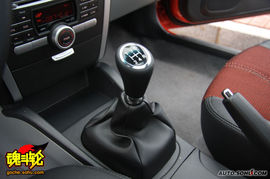 2009款东南V3菱悦风采版试驾