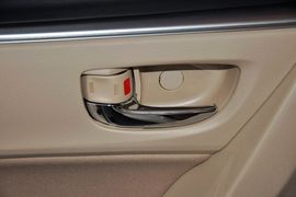 2014款丰田卡罗拉1.6L