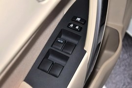 2014款丰田卡罗拉1.6L