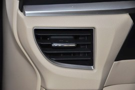 2014款丰田卡罗拉1.6L
