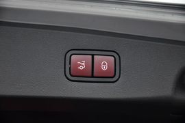 2014款奔驰E400L运动豪华型