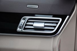 2014款奔驰E400L运动豪华型