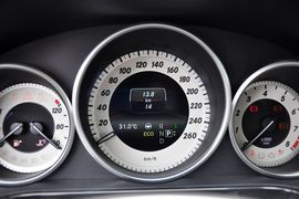 2014款奔驰E400L运动豪华型