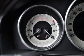 2014款奔驰E400L运动豪华型