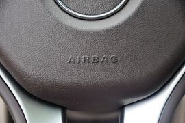 2014款奔驰E400L运动豪华型