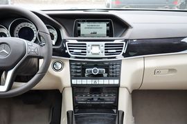 2014款奔驰E400L运动豪华型