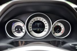 2014款奔驰E400L运动豪华型