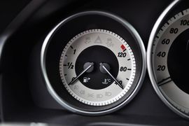 2015款奔驰E260L运动型