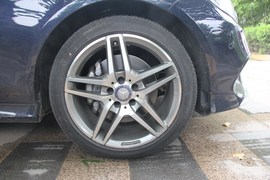 外出试驾2015款奔驰E级