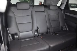 2013款起亚索兰托2.4L汽油四驱豪华版5座