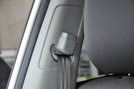 2013款起亚索兰托2.4L汽油四驱豪华版5座