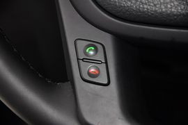 2013款起亚索兰托2.4L汽油四驱豪华版5座