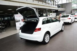 2014款奥迪A3两厢35TFSI时尚型
