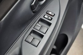2014款丰田威驰1.3L手动