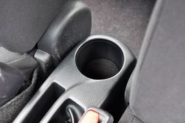 2014款丰田威驰1.3L手动
