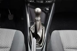 2014款丰田威驰1.3L手动