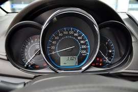 2014款丰田威驰1.3L手动