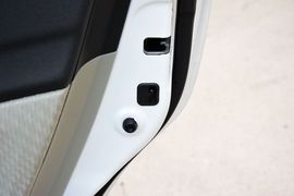 2014款本田思域1.8L自动经典版