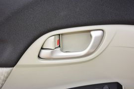 2014款本田思域1.8L自动经典版