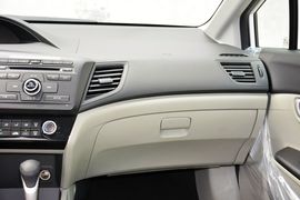 2014款本田思域1.8L自动经典版