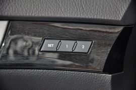 2015款起亚霸锐3.8L自动豪华版