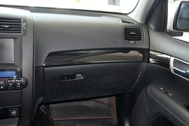 2015款起亚霸锐3.8L自动豪华版