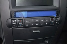 2015款起亚霸锐3.8L自动豪华版