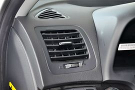 2015款起亚霸锐3.8L自动豪华版