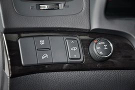 2015款起亚霸锐3.8L自动豪华版