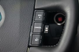 2015款起亚霸锐3.8L自动豪华版