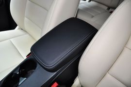 2012款奔驰B180