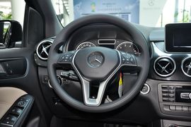 2012款奔驰B180