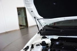 2013款起亚凯尊2.4L商务天窗型