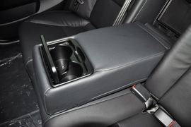 2013款起亚凯尊2.4L商务天窗型