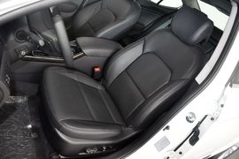 2013款起亚凯尊2.4L商务天窗型