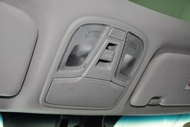 2013款起亚凯尊2.4L商务天窗型